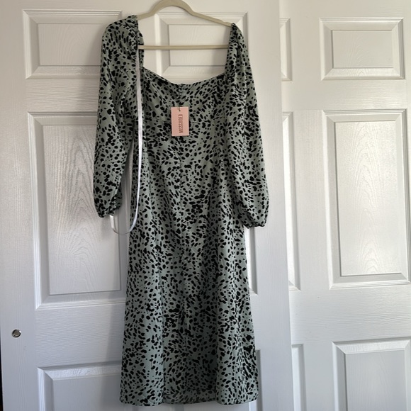 Missguided dress NWT - Picture 2 of 4